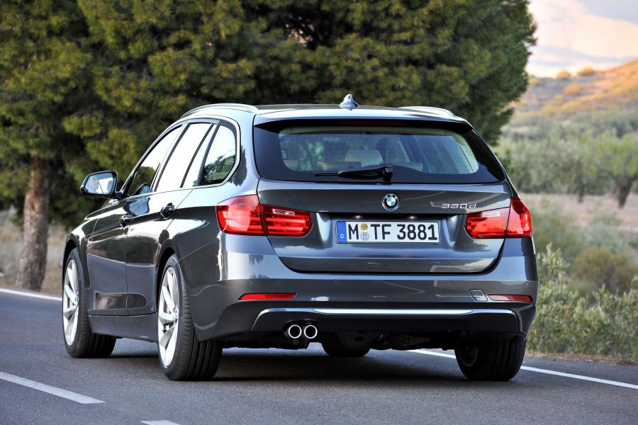  BMW 330d Touring Modern Line 2012 года  (фото 19 из 31)